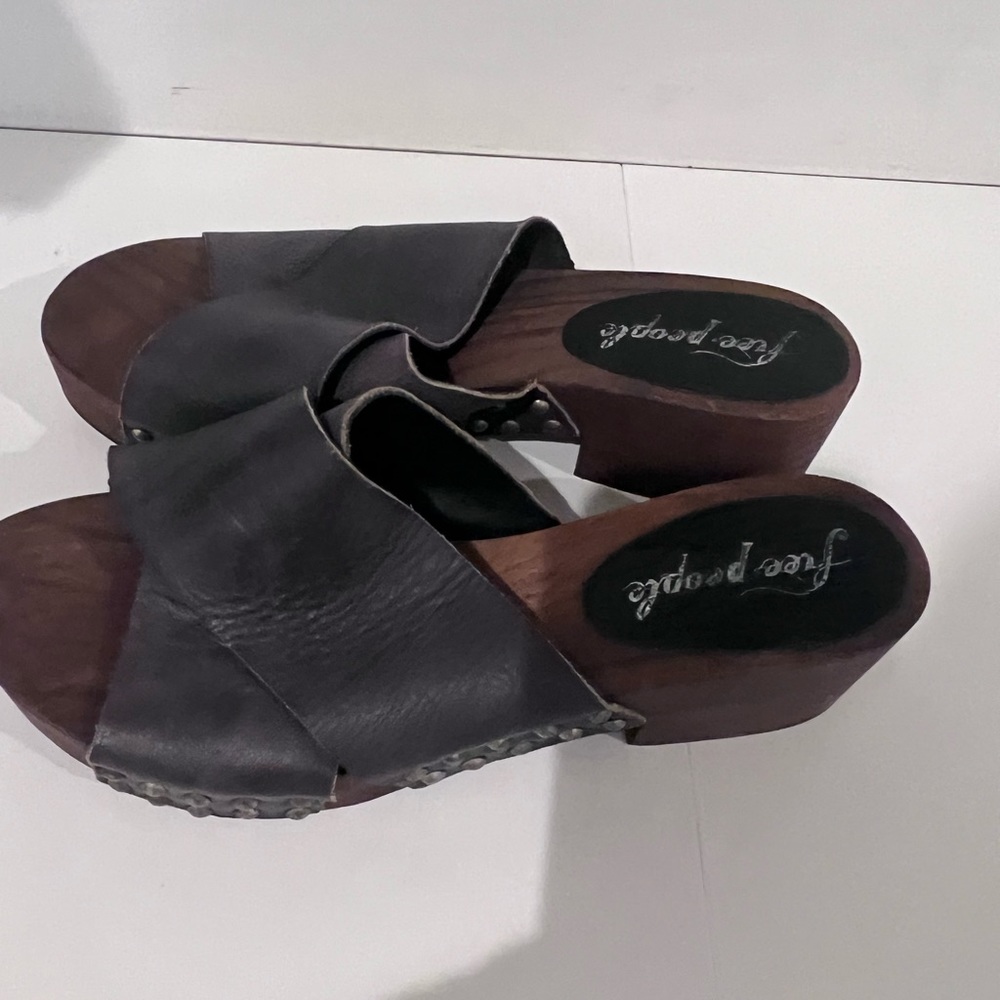 Free People Wedge slide